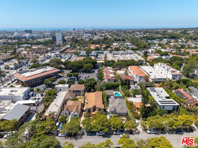 1136 Harvard Street, Santa Monica, CA 90403