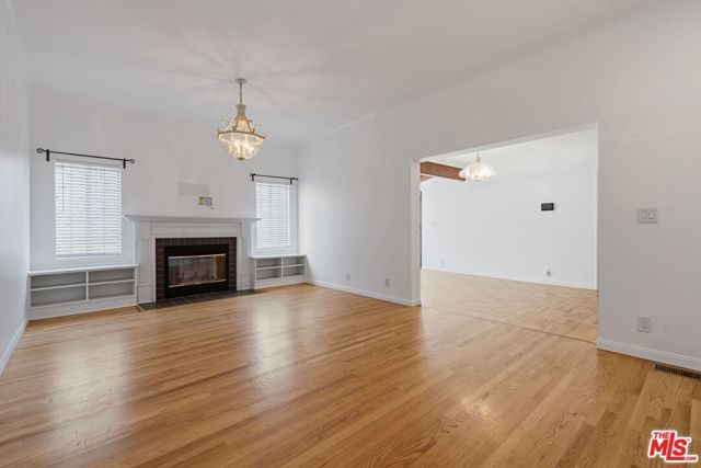 1136 Harvard Street, Santa Monica, CA 90403