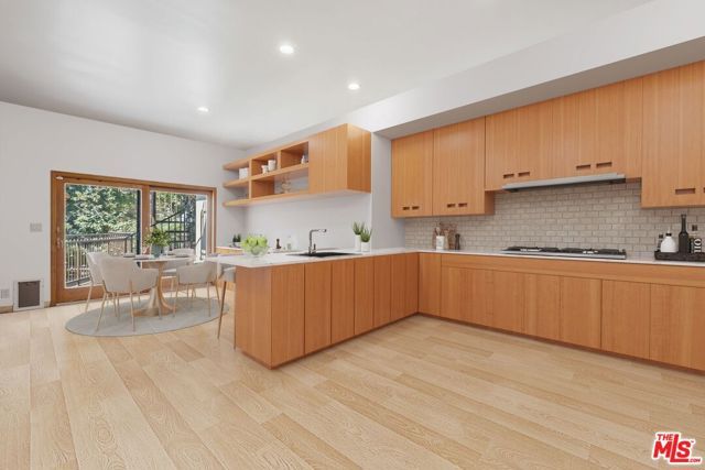1136 Harvard Street, Santa Monica, CA 90403