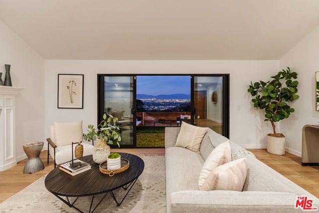 3310 Coy Drive, Los Angeles, CA 91423