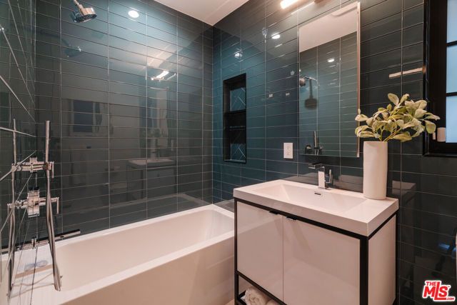 3310 Coy Drive, Los Angeles, CA 91423