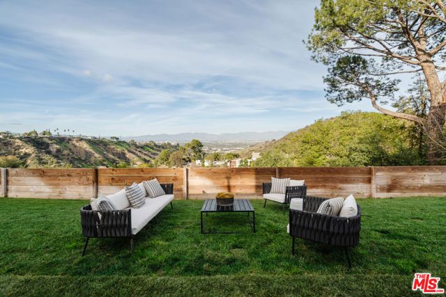 3310 Coy Drive, Los Angeles, CA 91423