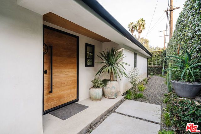 3310 Coy Drive, Los Angeles, CA 91423