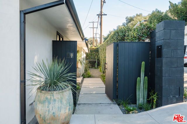 3310 Coy Drive, Los Angeles, CA 91423