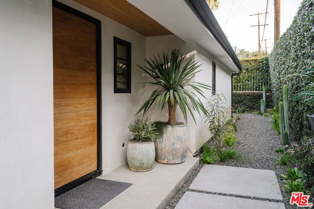 3310 Coy Drive, Los Angeles, CA 91423