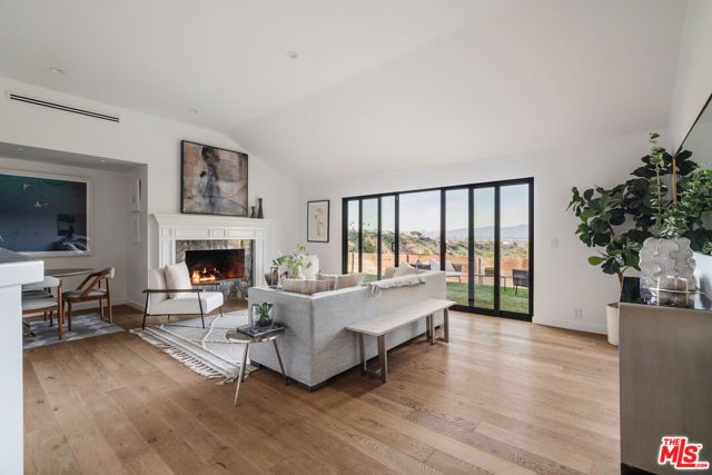 3310 Coy Drive, Los Angeles, CA 91423