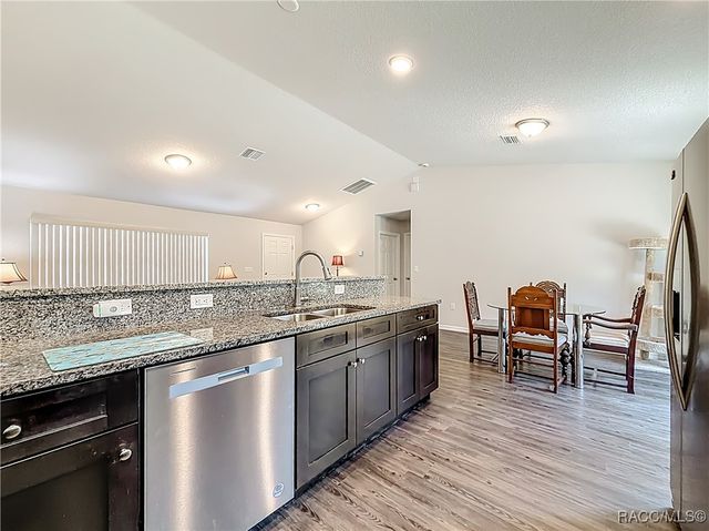 7090 N Maltese Drive, Citrus Springs, FL 34433