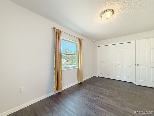 7090 N Maltese Drive, Citrus Springs, FL 34433