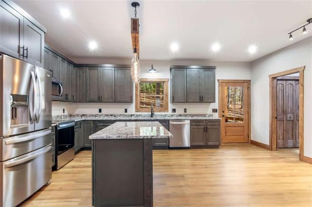 361 Oak Park Drive, Talking Rock, GA 30175