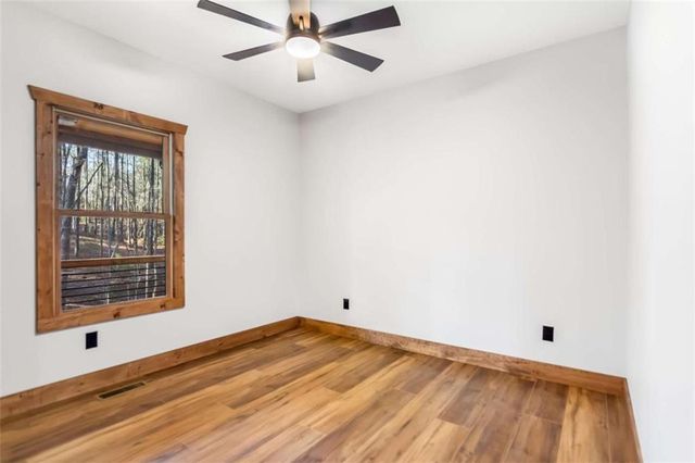 361 Oak Park Drive, Talking Rock, GA 30175