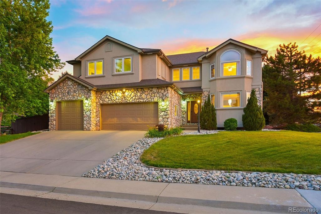 995 Alkire Street, Golden, CO 80401