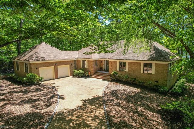 3101 Celbridge CT, Virginia Beach, VA 23452
