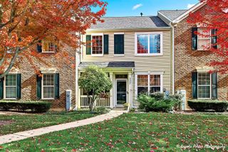 327 S Litchfield Drive 327, Round Lake, IL 60073