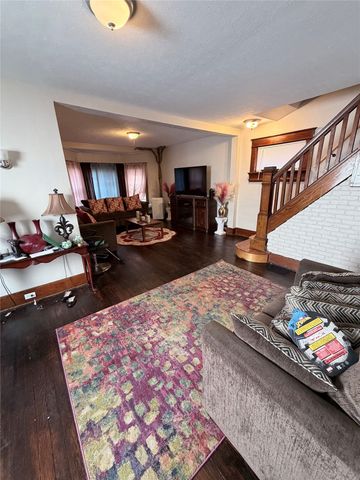 1056 W 21ST Street, Erie, PA 16502