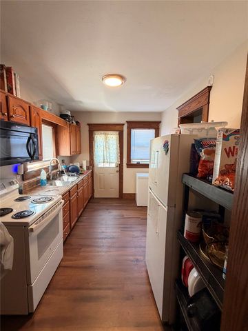 1056 W 21ST Street, Erie, PA 16502