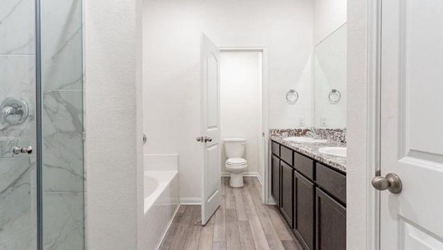 1331 Treeta TRL, Kyle, TX 78640