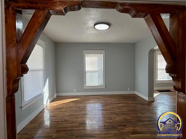 1185 SW Clay ST, Topeka, KS 66604