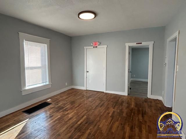 1185 SW Clay ST, Topeka, KS 66604