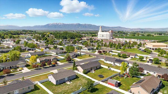 581 W 230 N, Smithfield, UT 84335