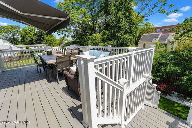 60 Waackaack Avenue, Keansburg, NJ 07734