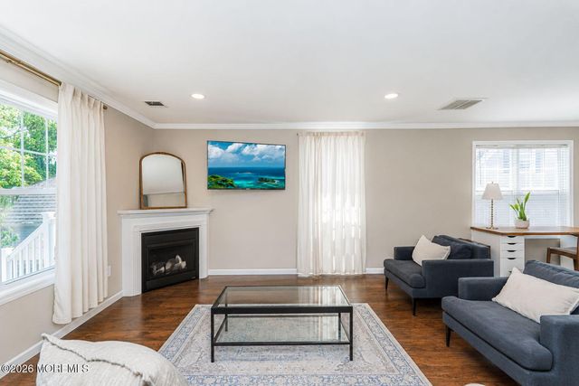 60 Waackaack Avenue, Keansburg, NJ 07734