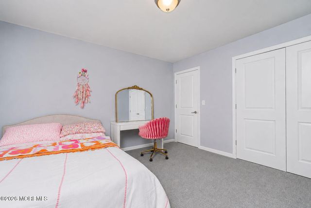 60 Waackaack Avenue, Keansburg, NJ 07734