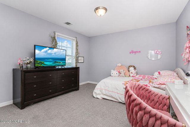 60 Waackaack Avenue, Keansburg, NJ 07734