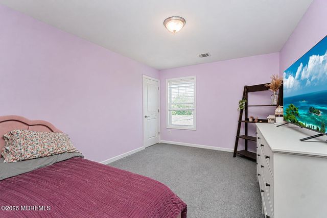 60 Waackaack Avenue, Keansburg, NJ 07734