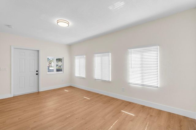 865 SE 12th Street A, Hialeah, FL 33010