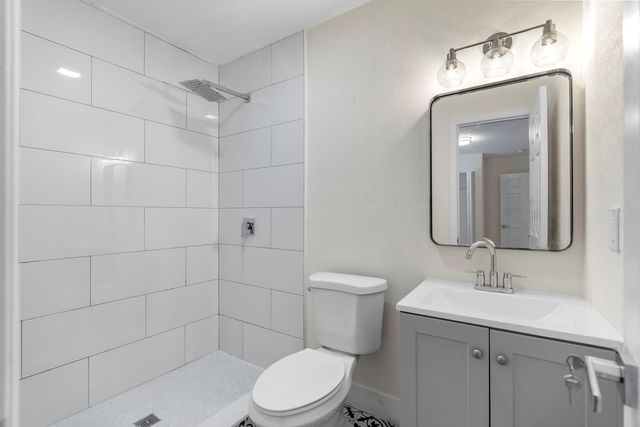 865 SE 12th Street A, Hialeah, FL 33010
