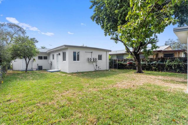 865 SE 12th Street A, Hialeah, FL 33010