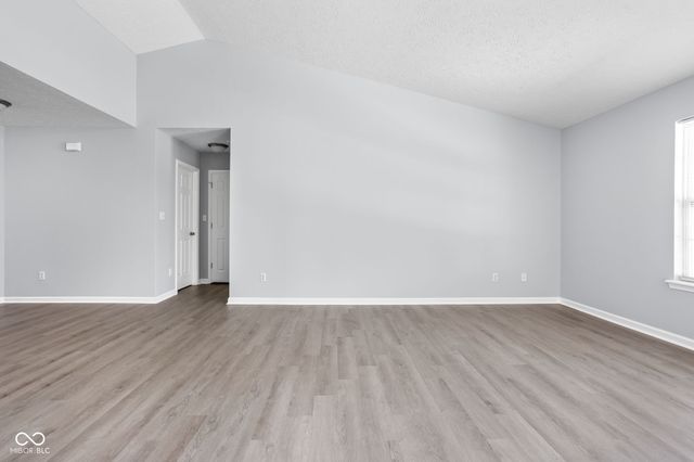 2039 Autumn Faith Way, Avon, IN 46123