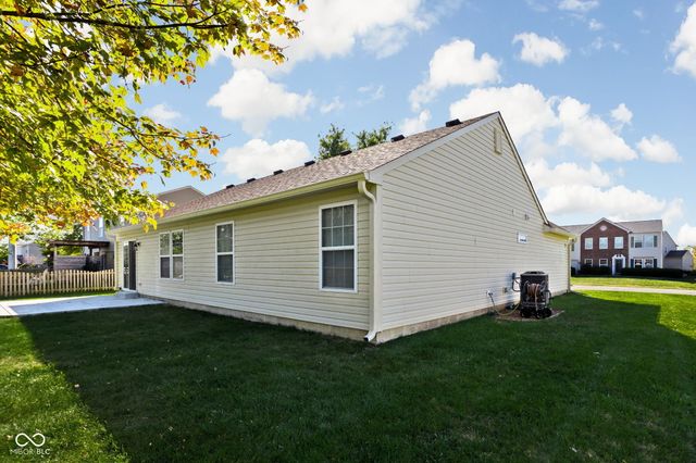 2039 Autumn Faith Way, Avon, IN 46123