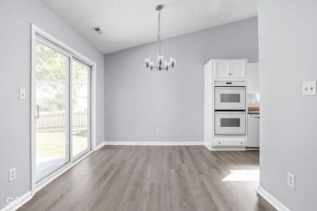 2039 Autumn Faith Way, Avon, IN 46123