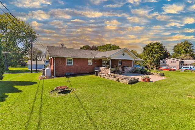 5518 Louise Lane, East Allen Twp, PA 18067