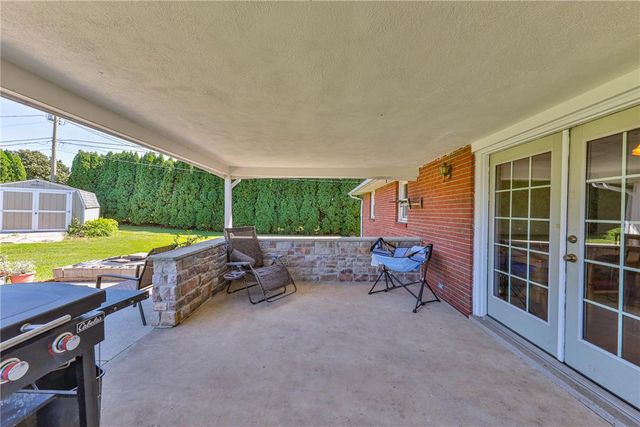 5518 Louise Lane, East Allen Twp, PA 18067