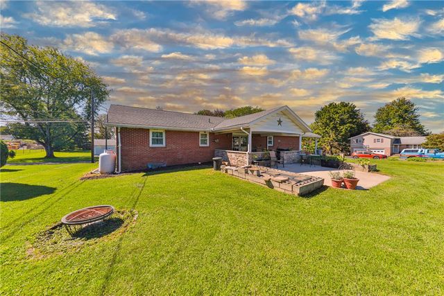 5518 Louise Lane, East Allen Twp, PA 18067