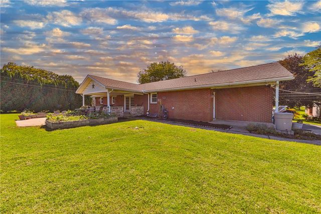 5518 Louise Lane, East Allen Twp, PA 18067