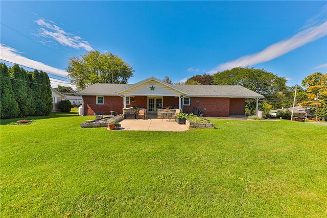 5518 Louise Lane, East Allen Twp, PA 18067