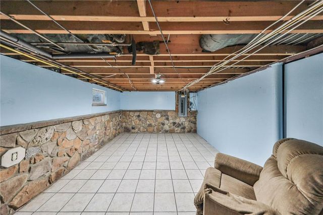 5518 Louise Lane, East Allen Twp, PA 18067