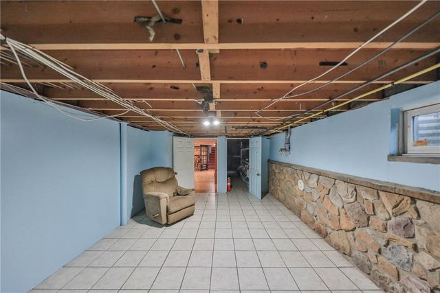 5518 Louise Lane, East Allen Twp, PA 18067