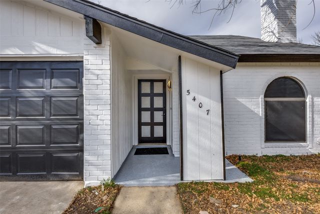 5407 Duchess Court, Lake Dallas, TX 75065