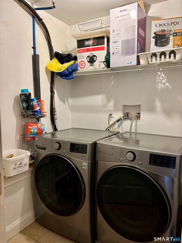 41 Palmer Street 3, Norwich, CT 06360