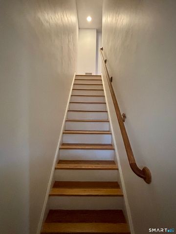 41 Palmer Street 3, Norwich, CT 06360