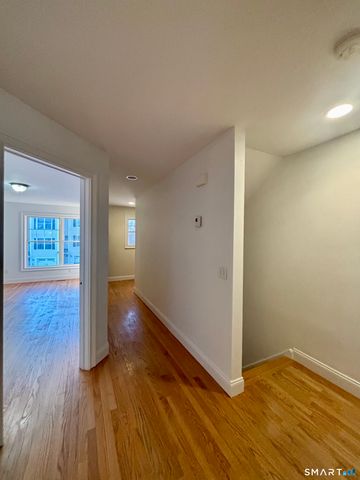 41 Palmer Street 3, Norwich, CT 06360