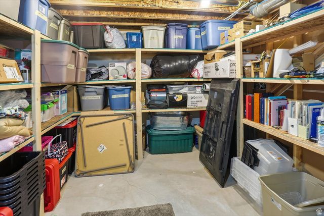 2611 W 1850 S, West Haven, UT 84401