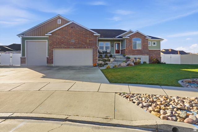 2611 W 1850 S, West Haven, UT 84401