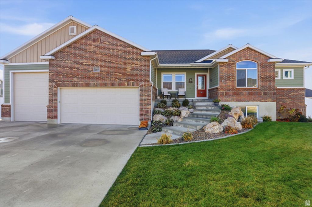 2611 W 1850 S, West Haven, UT 84401