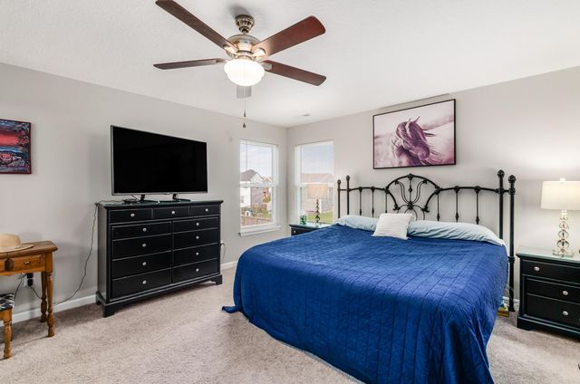 5004 Yenko Court, South Bloomfield, OH 43103