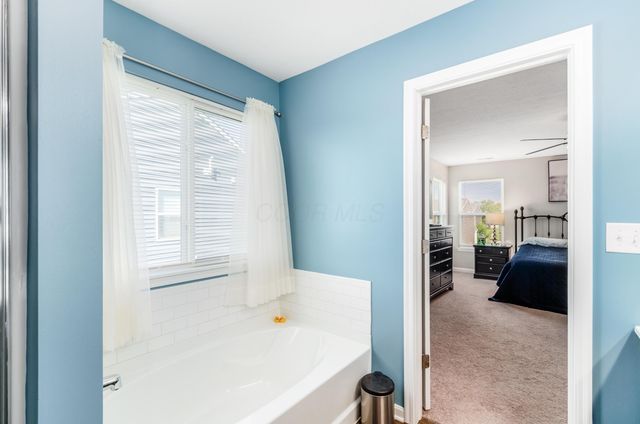 5004 Yenko Court, South Bloomfield, OH 43103